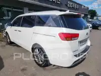 2017 KIA Carnival