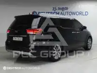 2017 KIA Carnival