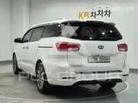2017 KIA Carnival