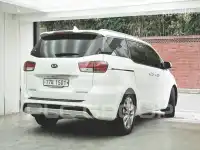 2017 KIA Carnival