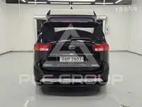 2017 KIA Carnival