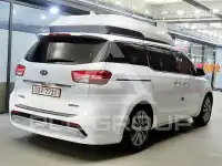 2017 KIA Carnival