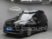 2017 KIA Carnival