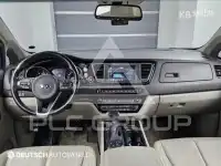 2017 KIA Carnival
