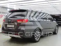 2017 KIA Carnival