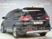 2017 KIA Carnival