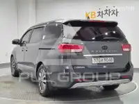 2017 KIA Carnival