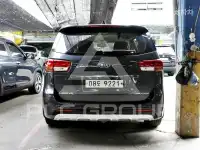 2017 KIA Carnival