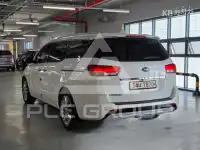 2017 KIA Carnival
