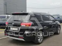 2017 KIA Carnival