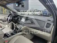 2017 KIA Carnival