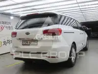 2017 KIA Carnival