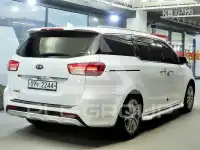2017 KIA Carnival