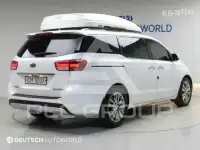 2017 KIA Carnival