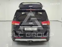 2017 KIA Carnival