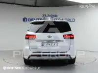 2017 KIA Carnival