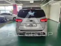 2017 KIA Carnival