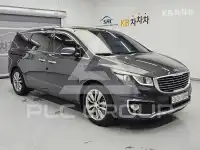 2017 KIA Carnival