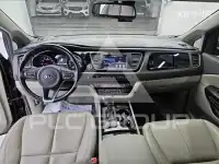 2017 KIA Carnival