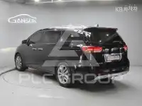 2017 KIA Carnival