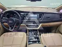 2017 KIA Carnival