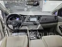 2017 KIA Carnival