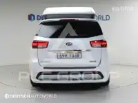 2017 KIA Carnival