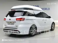 2017 KIA Carnival