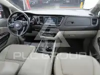 2017 KIA Carnival