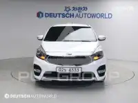2017 KIA Carens