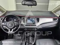 2017 KIA Carens
