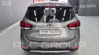 2017 KIA Carens