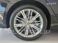 2017 Genesis G80