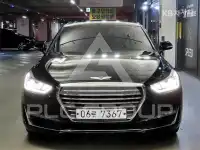 2017 Genesis G90