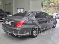 2017 Genesis G90