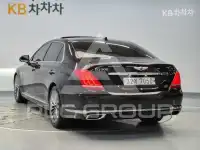 2017 Genesis G90