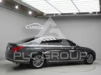 2017 Genesis G90