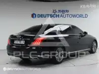 2017 Genesis G90