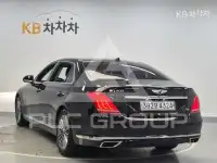 2017 Genesis G90