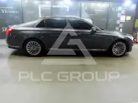 2017 Genesis G90