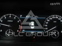 2017 Genesis G90