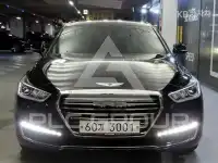 2017 Genesis G90