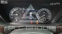 2017 Genesis G90