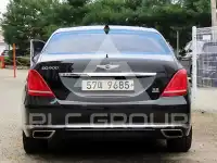 2017 Genesis G90