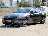 2017 Genesis G70