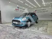 2017 Mini Cooper
