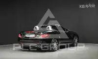 2017 Mercedes Benz SLC-Class