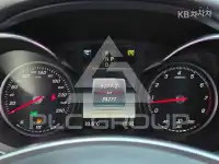 2017 Mercedes Benz C-Class