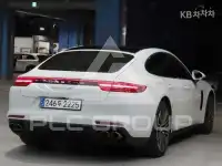 2017 Porsche Panamera