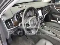2017 Volvo S90